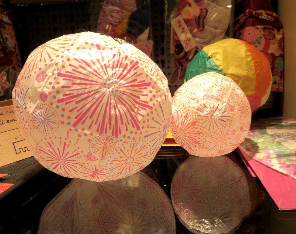 Paravent, lampes japonaise, lampe Céline Wright